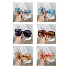 Load image into Gallery viewer, Gradient Square Frame Sunglasses Trend UV Protection Retro Sunglasses Fashion Women Sunglasses Outdoor Glasses