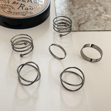 Load image into Gallery viewer, 7pcs/set Fashion Black Knuckle Ring Creative Chain Open Ring Personality Simple Cool Multi-layer Women Combination Set