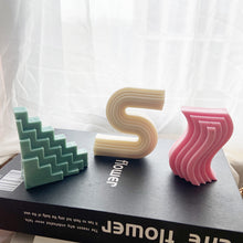 Load image into Gallery viewer, DIY Geometry Silicone Candle Mold Carving Art Aromatherapy Plaster Home Decoration Mold Wedding Gift