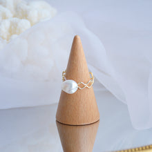 Load image into Gallery viewer, Fashion Personalized Adjustable Rings Multi Beaded Alloy Imitation Freshwater Pearls Ring Creative Simple Women Body Jewelry