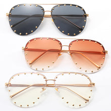 Load image into Gallery viewer, Fashion Trend Sunglasses UV Protection Retro Sunglasses Colorful Outdoor Travel Glasses for Women