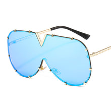 Load image into Gallery viewer, Large Frame Sunglasses Personality Trend Sunglasses UV Protection Retro Sunglasses Outdoor Glasses for Men Women