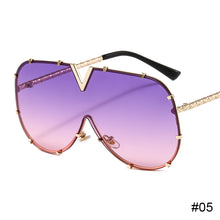 Load image into Gallery viewer, Large Frame Sunglasses Personality Trend Sunglasses UV Protection Retro Sunglasses Outdoor Glasses for Men Women