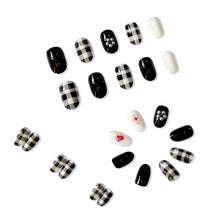 Load image into Gallery viewer, 24pcs/set Multicolor Nail Pieces Fashion Nail Patches Removable Fake Nails Extensions Nail Art Accessories