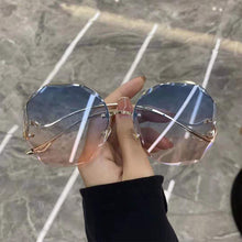 Load image into Gallery viewer, Frameless Sunglasses Fashion Simple Sunglasses UV Protection Personality Sunglasses Women Sunglasses Outdoor Glasses