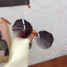 Load image into Gallery viewer, Frameless Sunglasses Fashion Simple Sunglasses UV Protection Personality Sunglasses Women Sunglasses Outdoor Glasses