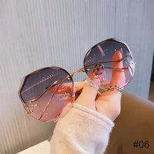 Load image into Gallery viewer, Frameless Sunglasses Fashion Simple Sunglasses UV Protection Personality Sunglasses Women Sunglasses Outdoor Glasses