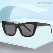 Load image into Gallery viewer, Women Simple Sunglasses UV Protection Retro Sunglasses Fashion Sunglasses Outdoor Travel Sunglasses
