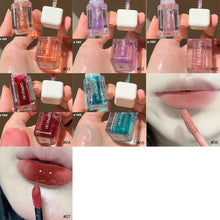 Load image into Gallery viewer, 7 Colors Small Square Lip Oil Transparent Lip Gloss Moisturizing Mirror Lip Glaze Lipstick Lips Makeup Cosmetic