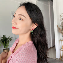 Load image into Gallery viewer, Fashion Personality Rice Beads Flower Earrings Crystal Braided Flower Color Earrings Beaded Cute Fresh Creative Women Jewelry