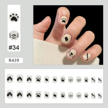 Load image into Gallery viewer, 24pcs/set Fashion Multicolor Nail Pieces Cute Fake Nail Patches Removable Fake Nails Extensions Nail Art Accessories