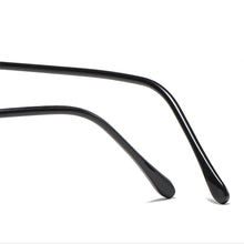 Load image into Gallery viewer, Retro Color Changing Anti-blue Light Glasses Fashion Metal Frame Flat Glasses Outdoor Activities Sunglasses For Men Women