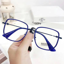 Load image into Gallery viewer, Retro Anti Blue Light Glasses Metal Glasses Frame Fashion Comfortable Transparent Glasses For Women Men