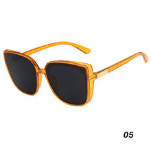 Load image into Gallery viewer, Square Frame Sunglasses Vintage Large Frame Sunglasses Fashion Outdoor UV Protection Sunglasses For Men Women