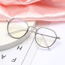Load image into Gallery viewer, Fashion Anti Blue Light Glasses Polygonal Frame Flat Glasses Comfortable Transparent Glasses For Women