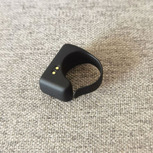 Load image into Gallery viewer, Mobile Phone Bluetooth Tiktok Remote Control Ring Fingertip Flipping Video Controller