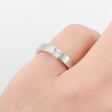 Load image into Gallery viewer, 4mm Titanium Steel Ring Couple Stainless Steel Zircon Ring Hand Jewelry Simple Design Wedding Rings for Women Men