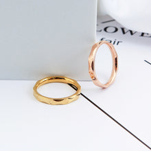 Load image into Gallery viewer, 3mm Titanium Steel Thin Ring Couple Stainless Steel Ring Hand Jewelry Simple Design Wedding Rings for Women Men