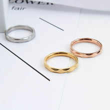 Load image into Gallery viewer, 3mm Titanium Steel Thin Ring Couple Stainless Steel Ring Hand Jewelry Simple Design Wedding Rings for Women Men