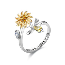 Load image into Gallery viewer, Fashion Simple Personality Sweet Daisy Pendant Opening Ring Women Jewelry Gift