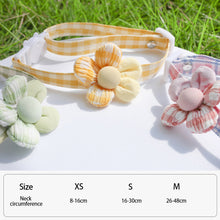 Load image into Gallery viewer, Flower Pet Collar Adjustable Cat Collar Necklace Cute Pet Cat Dog Pendant Safety Collar Four Seasons General Pets Supplies
