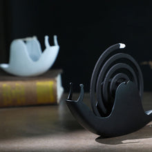 Load image into Gallery viewer, Nordic Snail Mosquito Coil Holder Retro Mosquito Coil Frame Insect Repellent Incense Rack Sandalwood Repellent Home Decoraction