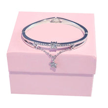 Load image into Gallery viewer, Korean Fashion Women Bracelet Diamond Star Pendant Girls Charm Bangle Jewelry Gift