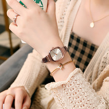 Load image into Gallery viewer, Retro Women Quartz Watch Luxury Leather Strap Square Watch Fashion Wristwatch
