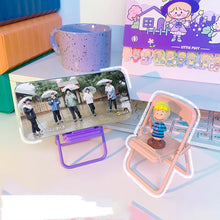 Load image into Gallery viewer, Cute Small Stool Foldable Mobile Phone Bracket Chair Multifunctional Macaron Desktop Lazy Bracket Ornament