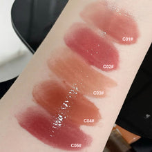 Load image into Gallery viewer, Sexy Women Lip Gloss Waterproof Long Lasting Moist Lip Gloss Vivid Colorful Nutritious Oil Women Makeup Portable Makeup