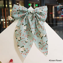 Load image into Gallery viewer, Polka Dot Floral Print Hair Clips Girls Daisy Bow Hairpin Pastoral Retro Style Barrettes Big Bowknot Hairpin Hair Accessories