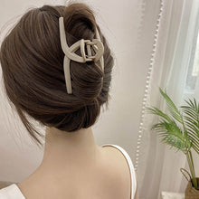 Load image into Gallery viewer, Korean Extra Large Hair Clip for Women Retro Frosted Hair Pin Grab Hair Claw Temperament Barrettes Hair Volume Fashion Accessories