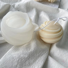 Load image into Gallery viewer, Woolen Ball Candle Mold Handmade Silicone Candles Making Woolen Soap Molds Home Decoration Mold Wedding Gift