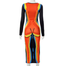Load image into Gallery viewer, Heat Sensing Print Design Contrast Color Slim Fit Long Sleeve Dress Round Neck Tight Waist Long Dress