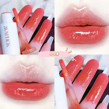 Load image into Gallery viewer, Clear Water Mirror Light Lip Glaze Light Natural Color Lip Gloss Long-lasting Not Easy To Lose Color Makeup Lip Gloss