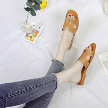 Load image into Gallery viewer, Fashion Solid Color Flat Slippers Non-slip Wear-resistant PU Leather Slippers Outdoor Slippers for Women