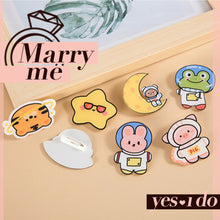 Load image into Gallery viewer, Cartoon Acrylic Astronaut Brooch Girl Accessories Clothes Bag Pendant Badge Pin Clothes Bags Decoration Accessory Gift