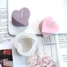 Load image into Gallery viewer, Rotating Stacking Heart Candle Molds Candle Silicone Mold 3D Handmade Craft Aromatherapy Candle Soy Wax Mould Making Supplies