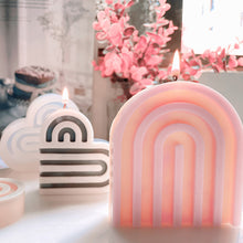 Load image into Gallery viewer, Arch Rainbow Heart Candle Molds Candle Silicone Mold 3D Handmade Craft Aromatherapy Candle Soy Wax Mould Making Supplies