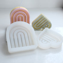 Load image into Gallery viewer, Arch Rainbow Heart Candle Molds Candle Silicone Mold 3D Handmade Craft Aromatherapy Candle Soy Wax Mould Making Supplies