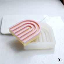 Load image into Gallery viewer, Arch Rainbow Heart Candle Molds Candle Silicone Mold 3D Handmade Craft Aromatherapy Candle Soy Wax Mould Making Supplies