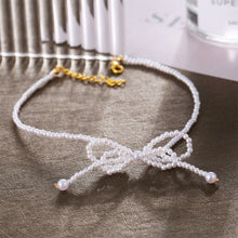 Load image into Gallery viewer, Vintage Pearl Necklace Creative Simple Small Fresh Pearl Clavicle Chain Necklace Jewelry Accessories
