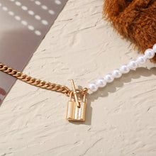 Load image into Gallery viewer, Creative Vintage Metal Lock Pendant Pearl Necklace Clavicle Chain Fashion Pearl Necklace Jewelry Accessories