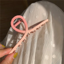 Load image into Gallery viewer, Frosted Metal Gradient Shark Clip Hair Clip Temperament Simple Grab Clip Niche Hair Accessories for Women
