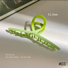 Load image into Gallery viewer, Frosted Metal Gradient Shark Clip Hair Clip Temperament Simple Grab Clip Niche Hair Accessories for Women