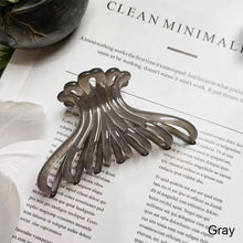 Load image into Gallery viewer, Large Jelly-colored Plate Hair Hairpin Casual Hair Clip Temperament Fashion All-match Hair Accessories