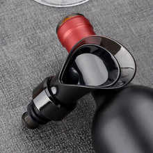 Load image into Gallery viewer, 2 In 1 Red Wine Stopper Wine Decanter Flower Shape Sealed Bottle Cap Stopper Leak-proof Retain Freshness Wine Aerator Portable Filter Wine Stopper
