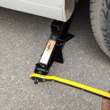 Load image into Gallery viewer, Car Labor-saving Jack Ratchet Wrench Scissor Jack Garage Tire Wheel Lug Wrench Handle Labor-saving Wrench Car Repair Tool