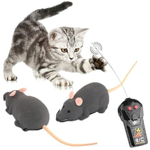 Load image into Gallery viewer, Cat Remote Control Mouse Toy Funny Simulation Mouse Electric Toys Funny Cat Pet Toy with Remote Control Pet Toys Cat Toys