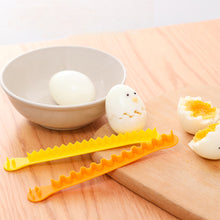 Load image into Gallery viewer, 2 Pcs Fancy Cooked Eggs Cutter Creative Lace Egg Maker Boiled Eggs Bento Cut Flower Shaper Funny Eggs Silcer Random Color Lovely Breakfast Making Tools